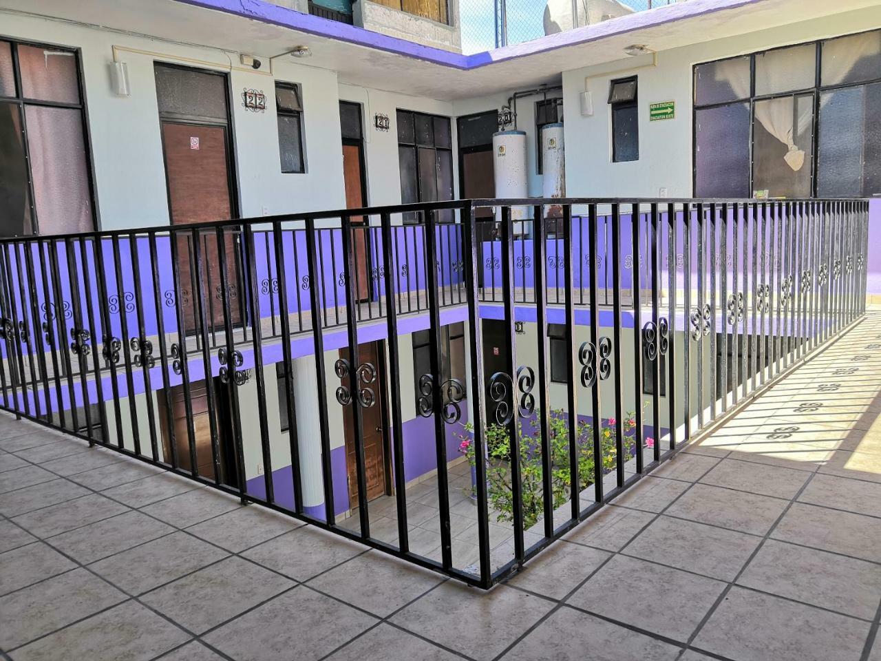 Hotel Los Arcos Pénjamo Zewnętrze zdjęcie